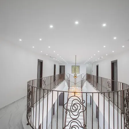 Maxor Palace Βίλα *